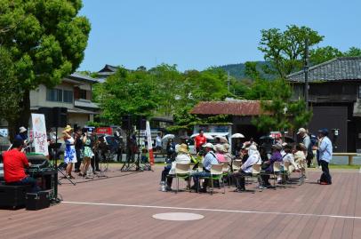 猿沢イン　デッキ / 寺澤香織、今本塁子、名倉学、中川健、塩谷幸司、萬淳樹、乾拓也、マーシャル大木のハイライト画像