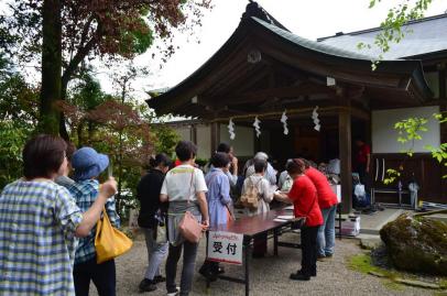 石上神宮　参集殿 / たかまつさちえ 、橋本佳明 、田中和音 、家中勉、平川象士のハイライト画像