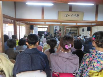 宝山寺　洗心閣 / 水谷浩子、大山理保、尾崎 薫、大木優のハイライト画像