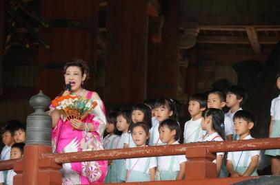 ソプラノ岡田由美子＆東大寺学園幼稚園ジョイントコンサート　〜みどりの森からいのりをこめて〜のハイライト画像