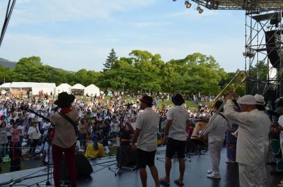 ムジークプラッツ2018 in 春日野園地 OKINAWA × NARA 〜沖縄の音楽と笑い 命のお祝いフェスト カチャーシーDAY のハイライト画像