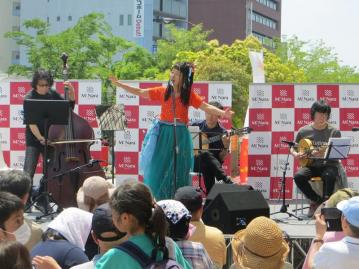 歌う♫奏でる♪ in ミ・ナーラのハイライト画像