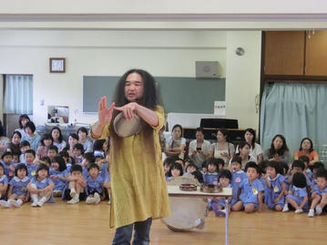 アウトリーチ / 奈良カトリック幼稚園 / 田島隆（タンバリン）のハイライト画像
