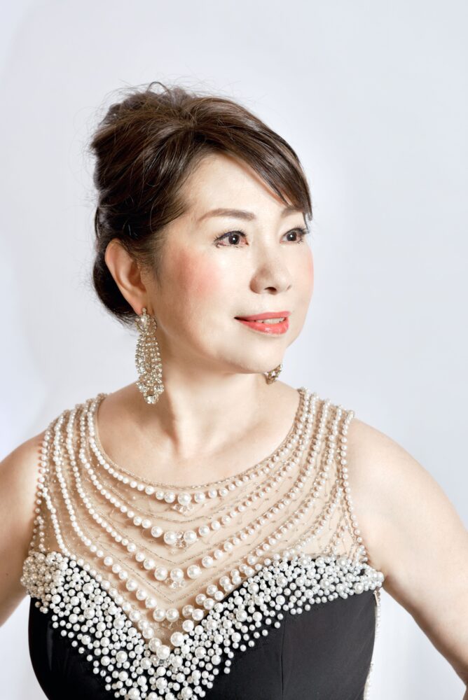 中川令子