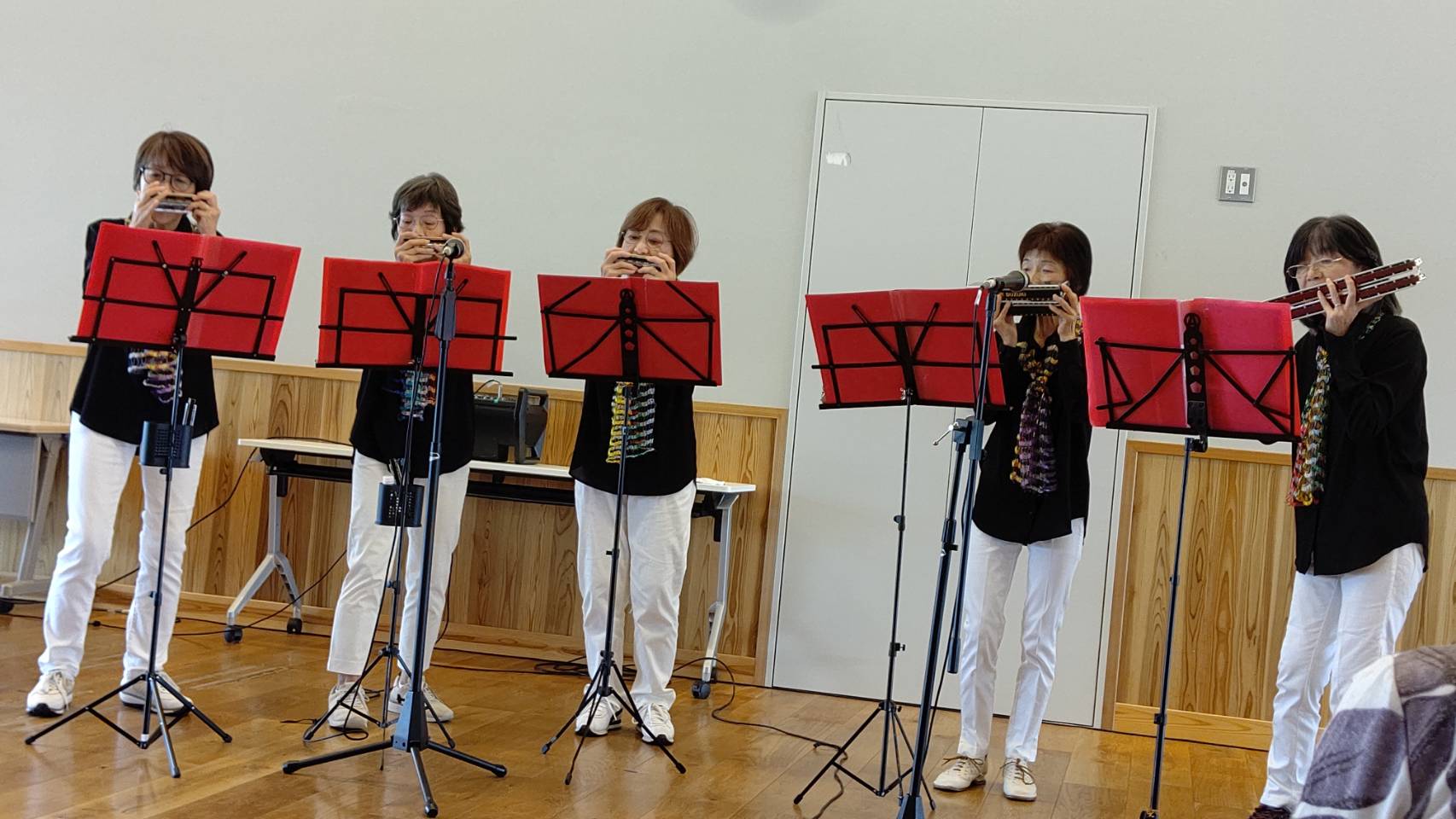 平城京歌姫カノン（太田美絵子、上村賀子、北岡美知、清水登代子、吉田啓子）