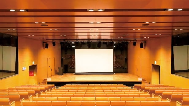 奈良公園バスターミナル［レクチャーホール］