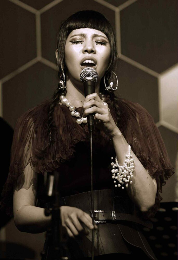 ミモトマリコ Sextet